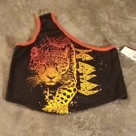 DEF LEOPARD 🐆 ONE SHOULDER TANK SIZE WOMANS LG - Picture 3 of 6
